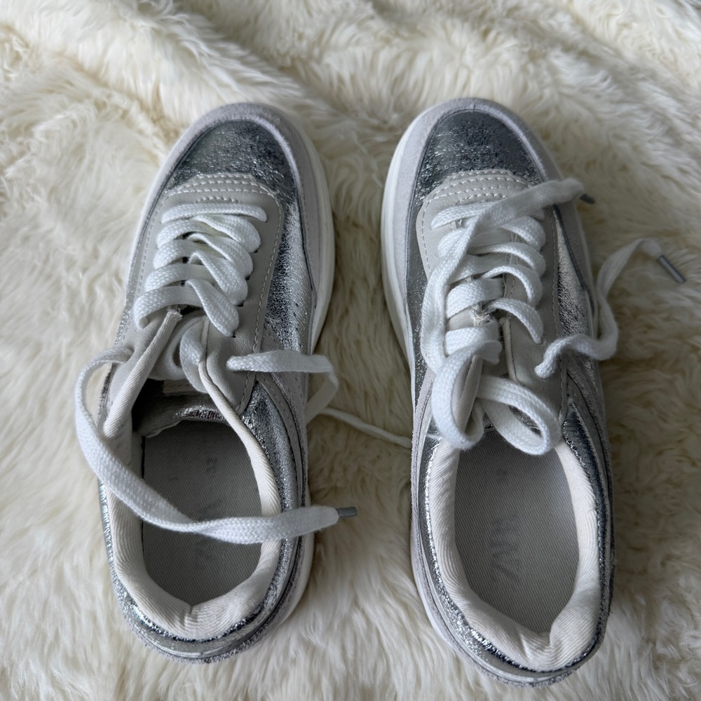 Zara Stylish Silver and White Kids Sneakers size 32